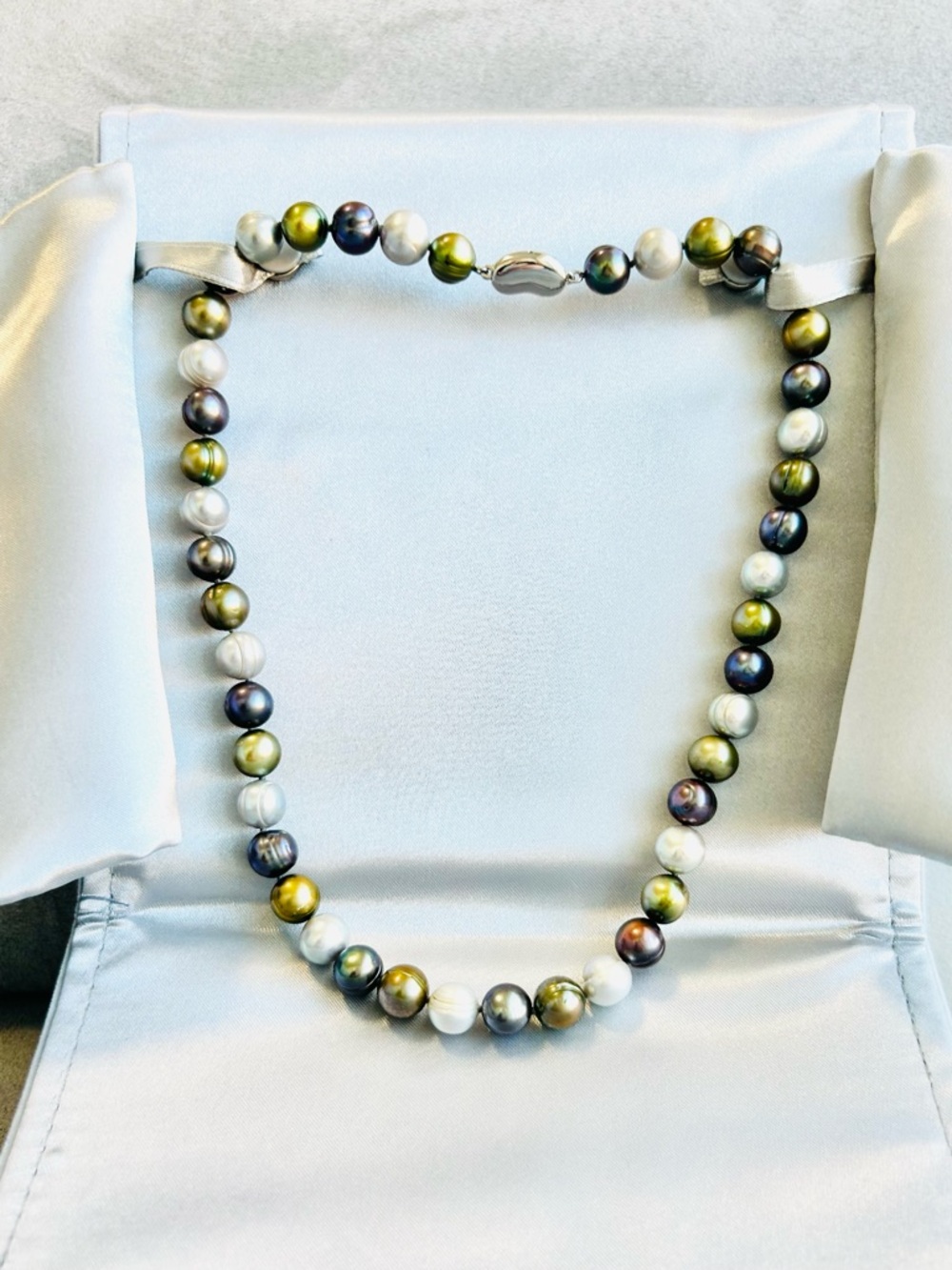 Classic ~ With A Little Twist ~ Freshwater Pearl Necklace